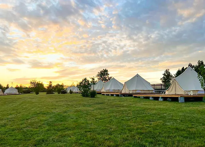 فندق Po.spolu 4*