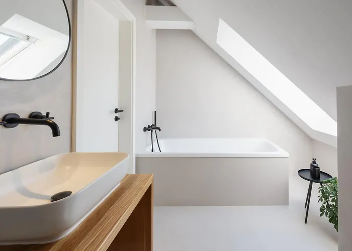 Po.spolu ホテル 4*